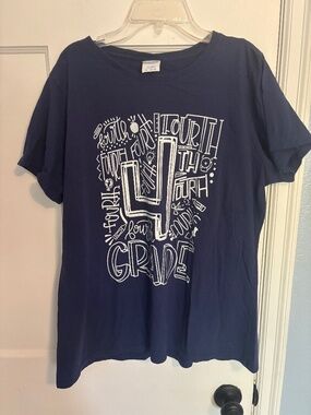 4th Grade Teacher T-Shirt in Navy Blue size XL